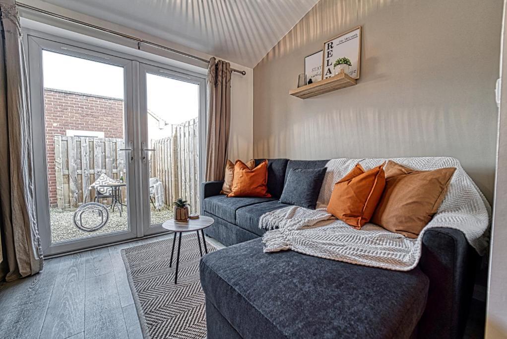 Guest Homes - Watledge House Apartment Тюксбъри Екстериор снимка
