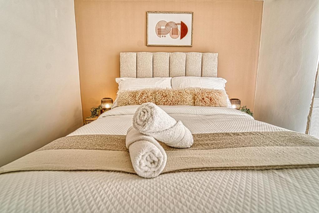 Guest Homes - Watledge House Apartment Тюксбъри Екстериор снимка
